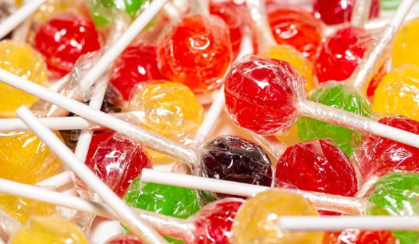 Exploring the Sweet Spectrum: How Online Candy Shops Bring Global Flavours to Your Doorstep